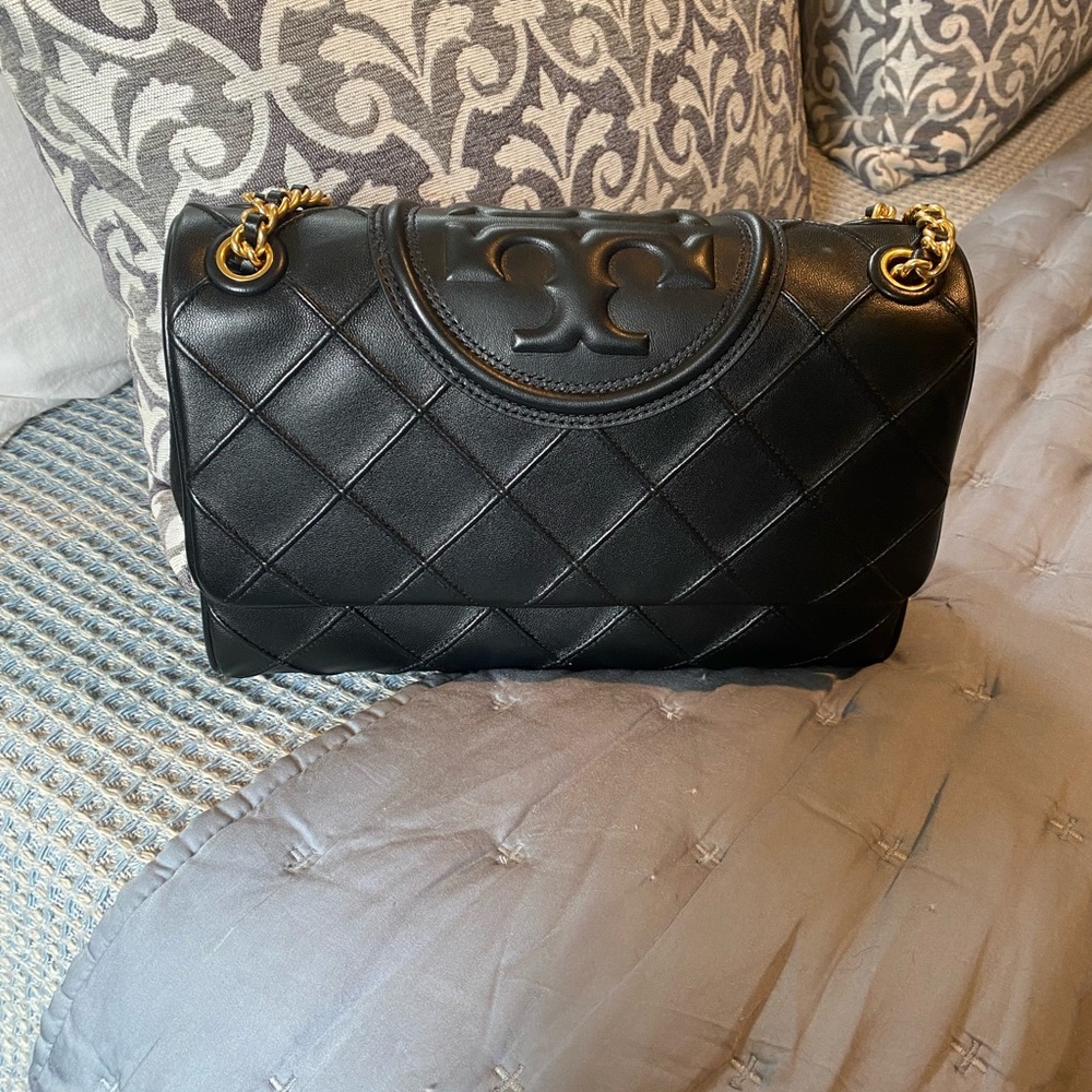 Tory Burch Fleming Soft Convertible Shoulder Bag